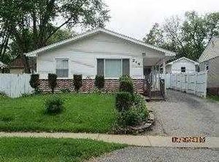 216 E Stimmel St, West Chicago, IL 60185
