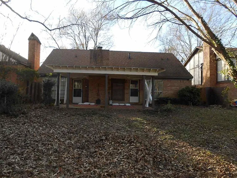 342 Wicklow Cir — Photo 3