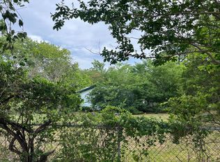 7513 John T White Rd, Fort Worth, TX 76120