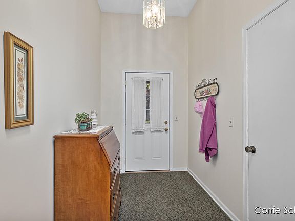 3rd image of 3259 Arrowhead Arms Ct SW