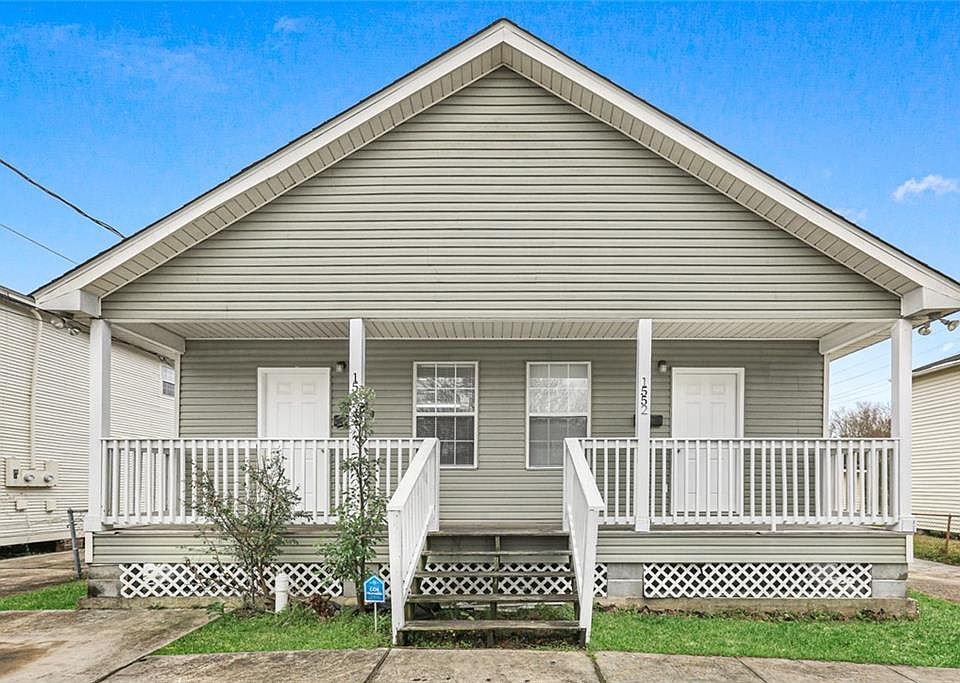 1st image of 1552-54 Mandolin St