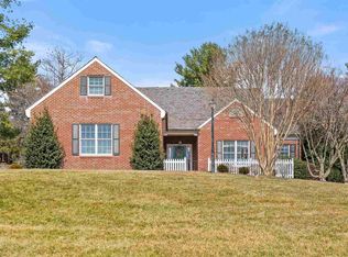 207 Yardley Sq, Staunton, VA 24401