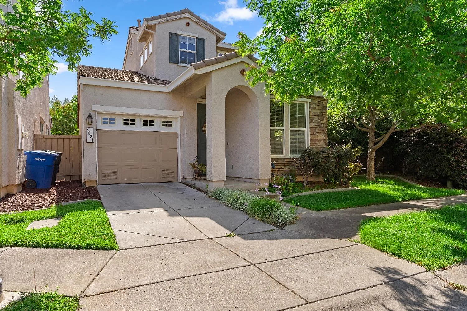 3024 Torland St photo 1