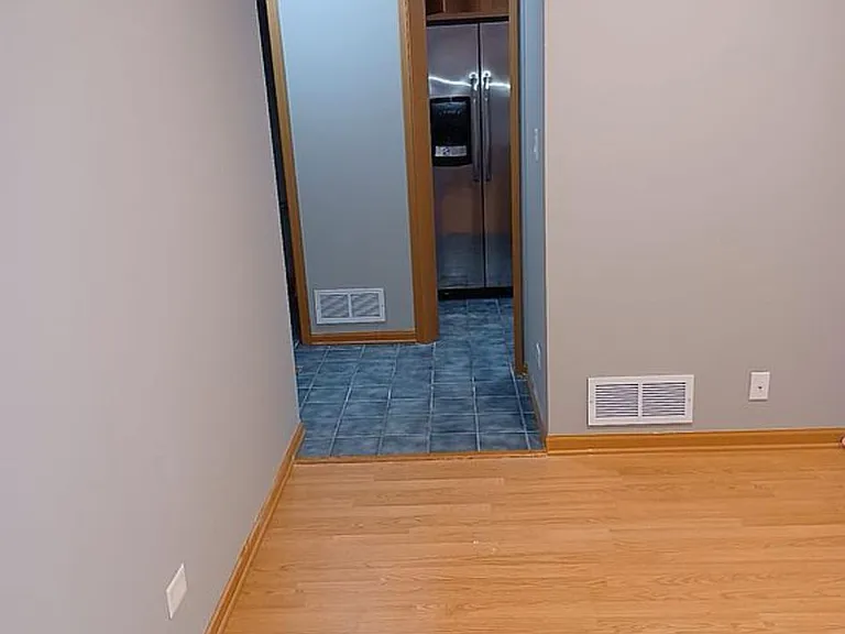 2476 Amber Ln — Photo 16