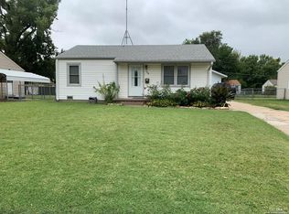 750 Seneca Ave, Salina, KS 67401