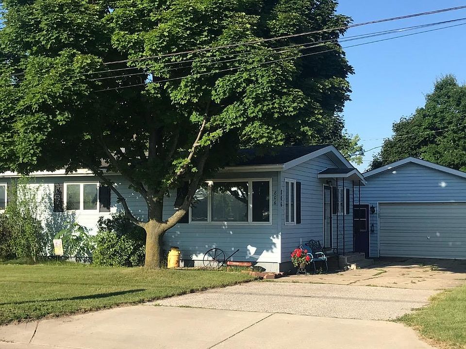 1st image of 806 N Staffon St