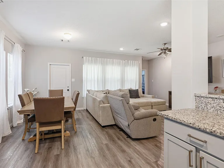 1222 Road 5102 — Photo 10