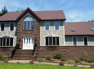 26 Gemini Ln, Manalapan, NJ 07726