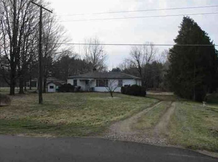 2nd image of 4350 E Kirby Rd
