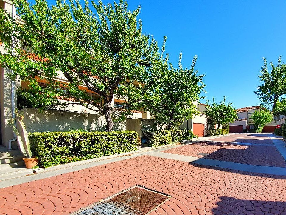 Community driveway. Unit is to the left side.