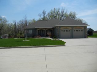 209 Harrison St, Lake View, IA 51450