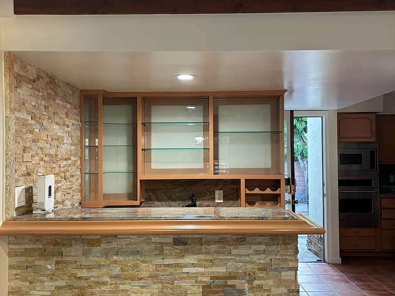 11241 Peach Grove St — Photo 22