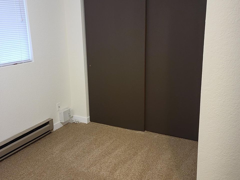 1st image of 6012 Kenwood Dr #1