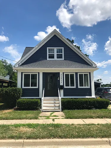 11711 Davis St Photo 1
