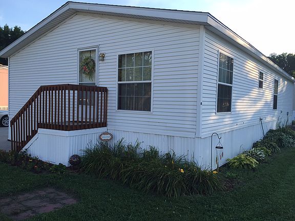 2nd image of 1006 S Dayton Pl Unit 18