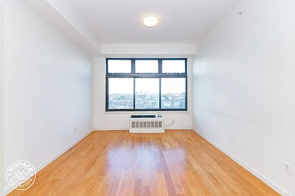 Rented by MySpaceNYC | media 6