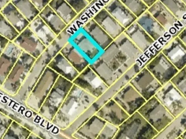 130 Washington Ave, Fort Myers Beach, FL 33931