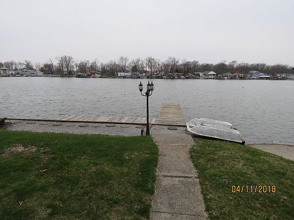 3rd image of 6228 N Bedford Bay Ct