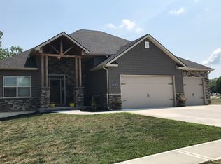 4505 Libby Ln, Saint Joseph, MO 64503