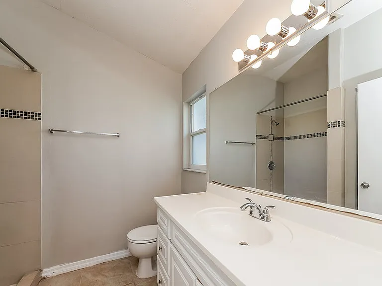 6109 63rd Ave E — Photo 11