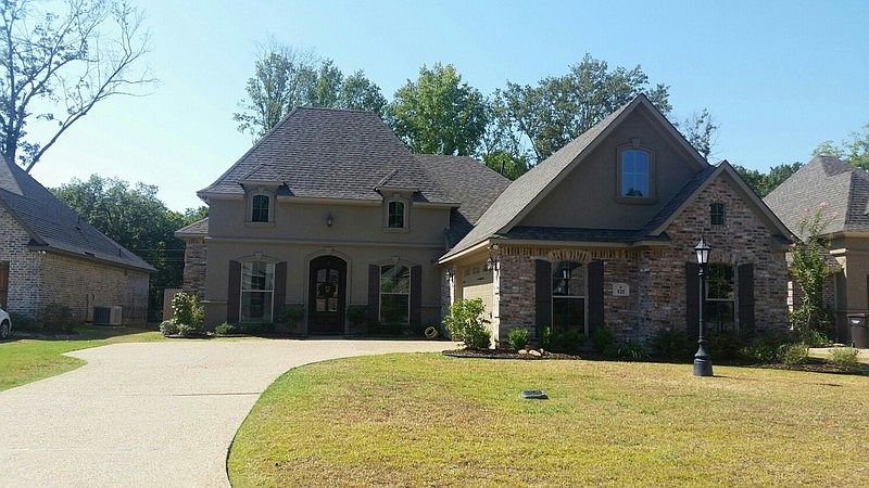 521 DOGWOOD SOUTH LANE HAUGHTON, LA