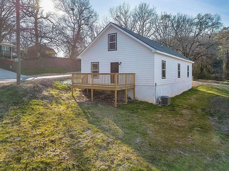 2nd image of 2804 New Jersey Ave