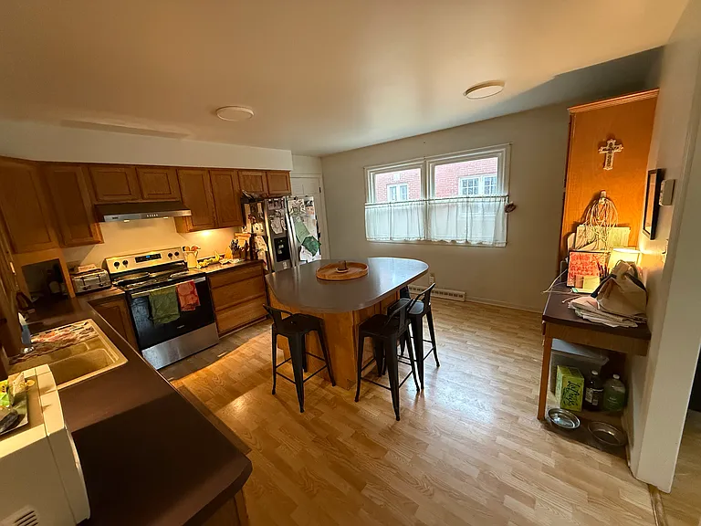4046 N Newhall St #4046 — Photo 3
