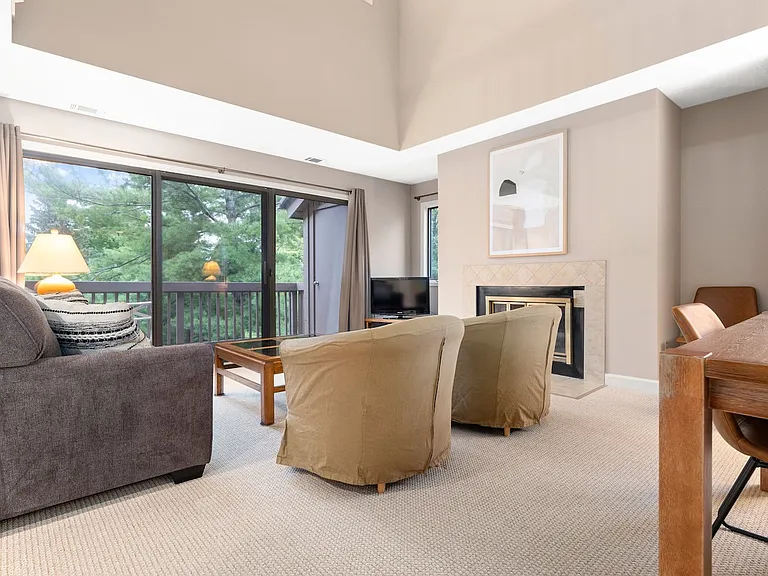5559 Golfview Ct #44 — Photo 10