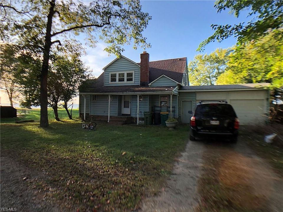 1st image of 36955 Lake Shore Blvd
