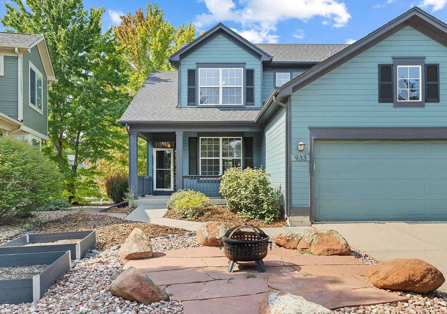 Beautifully Updated 4 Bedroom House Available in Longmont--Great Neighborhood! — Photo 4