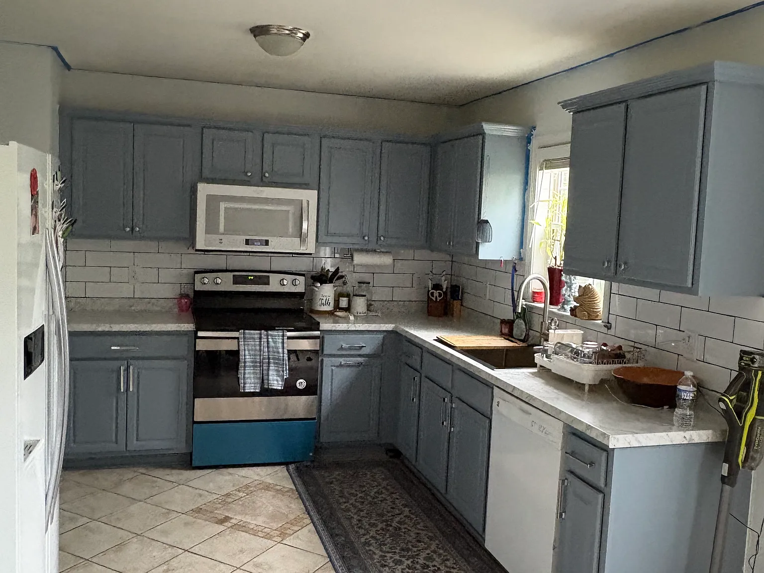 3 bed, 2.5 bath, 1688 sqft, $1,800 — Photo 2