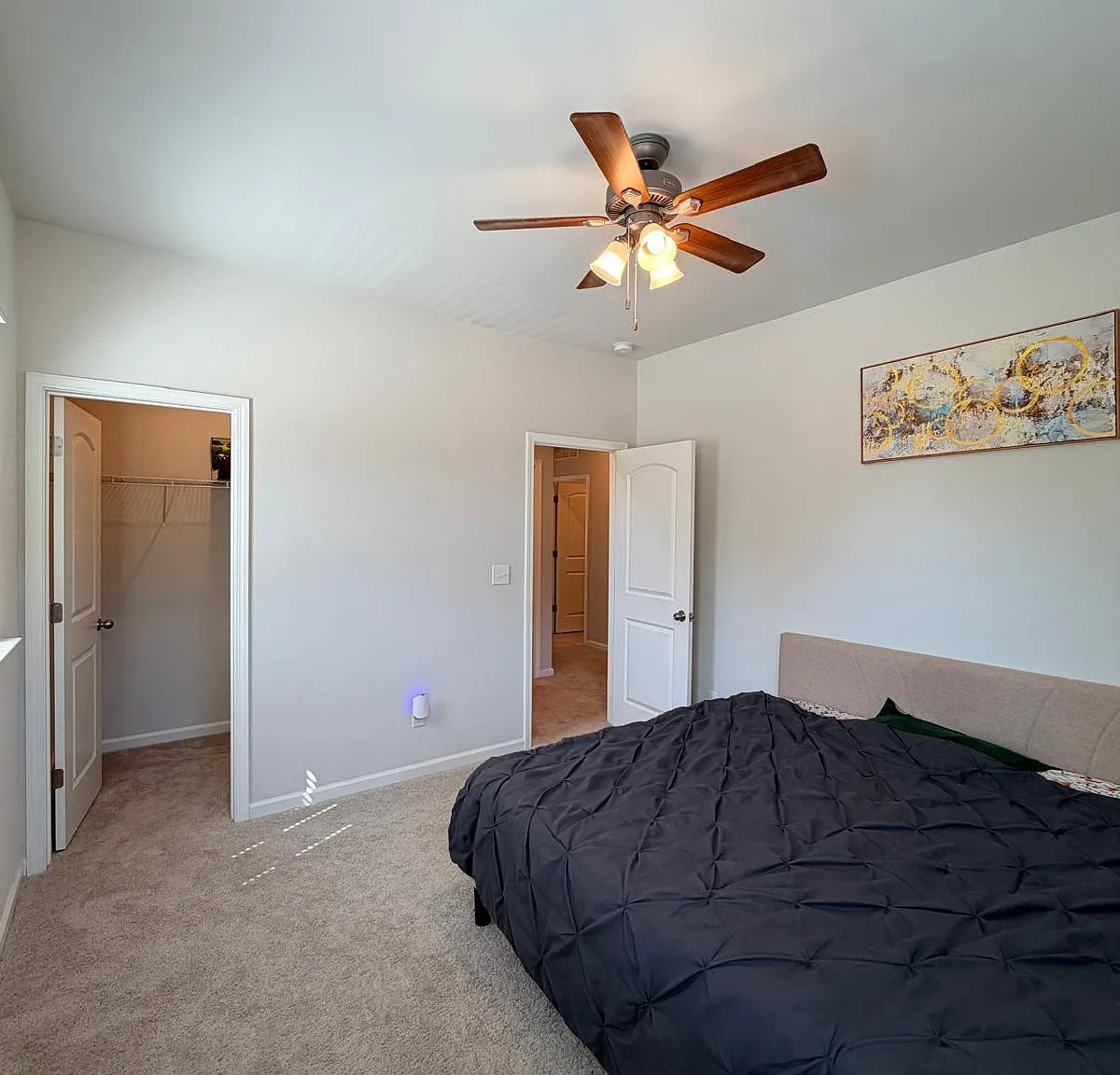 4 bed, 2622 sqft, $2,750 — Photo 3