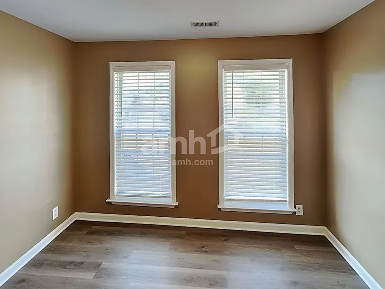 705 Milbridge Ct — Photo 14