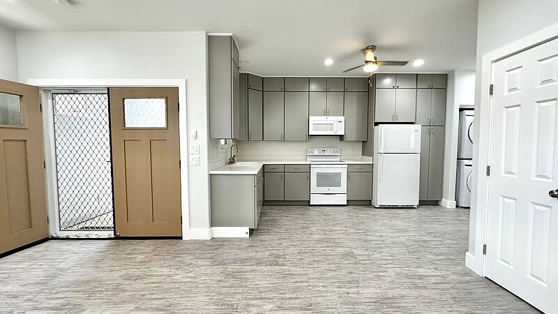 1st image of 3152 Kaimuki Ave Unit B