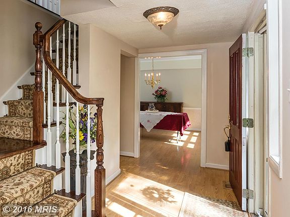 4th image of 12604 Silverbirch Ln