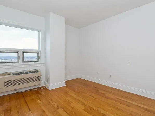 809-815 22nd Street image 16 of 18