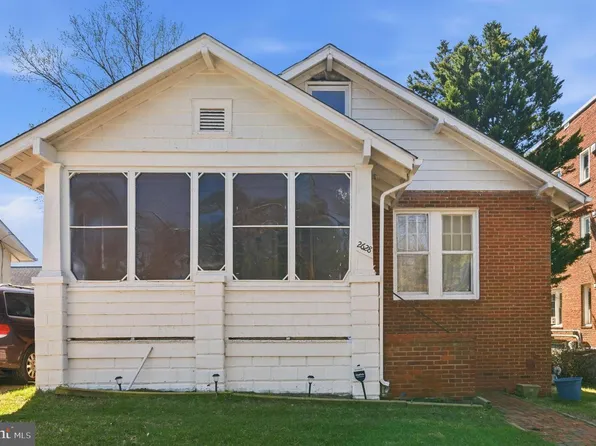 2628 Langston Blvd, Arlington, VA 22201