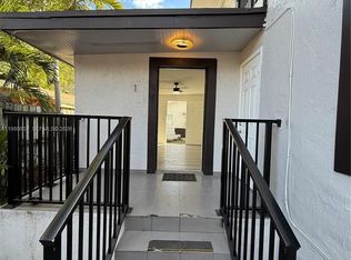 2238 NW 5th St #1, Miami, FL 33125