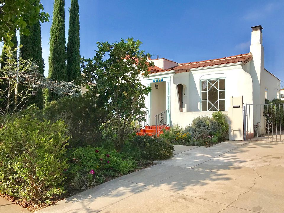Front garden, front of house, includes vintage details