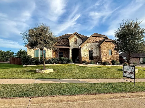 1952 Manzana Way, Burleson, TX 76028