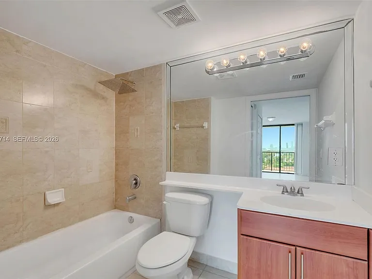 1690 SW 27th Ave #805 — Photo 27