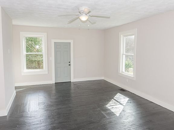 5th image of 23 Woodfield Ln