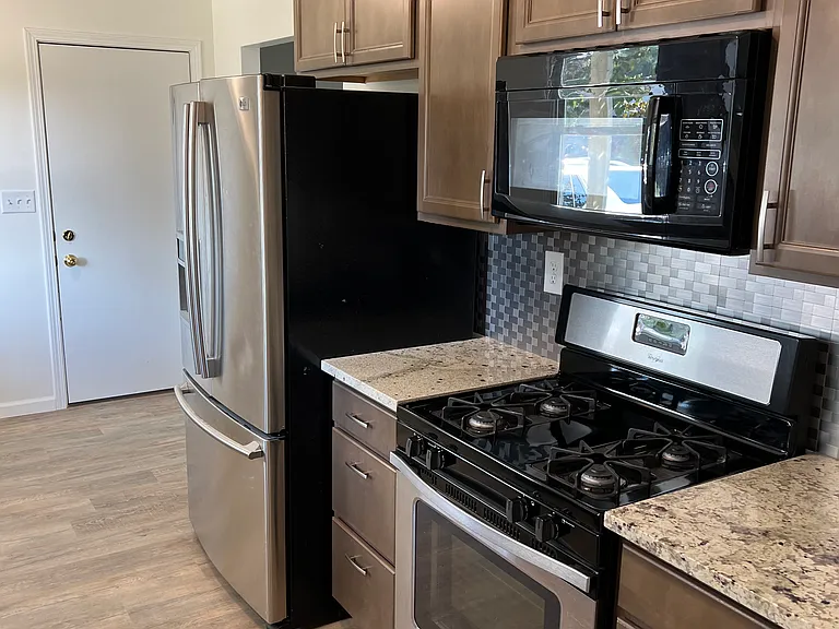 2301 Hillandale Rd — Photo 5