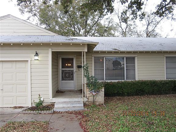 4th image of 2116 Westchester Dr