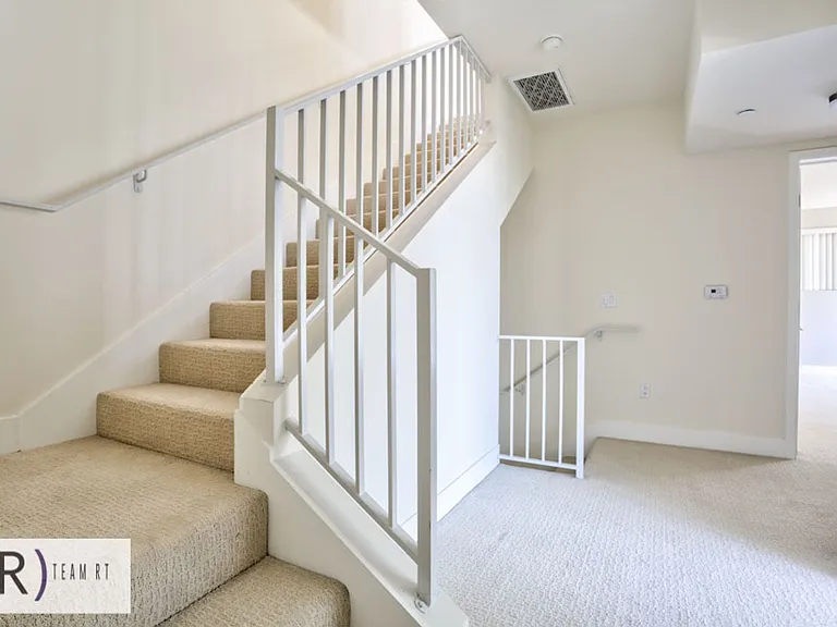 1737 Colby Ave #201 — Photo 8
