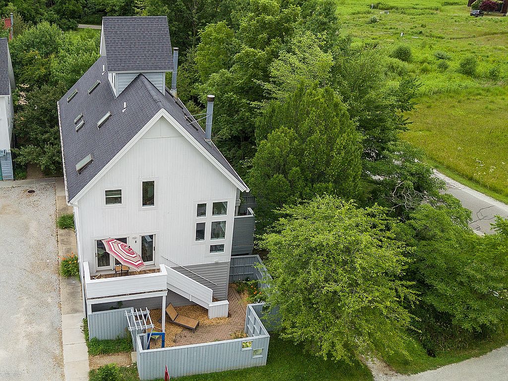 8 Tryon Farm Ln, Michigan City, IN 46360 Zillow