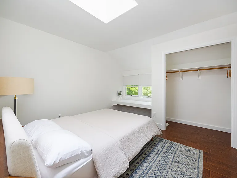 4 Cove Rd — Photo 26