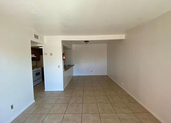 2nd image of 2131 N Margaret Ave APT A