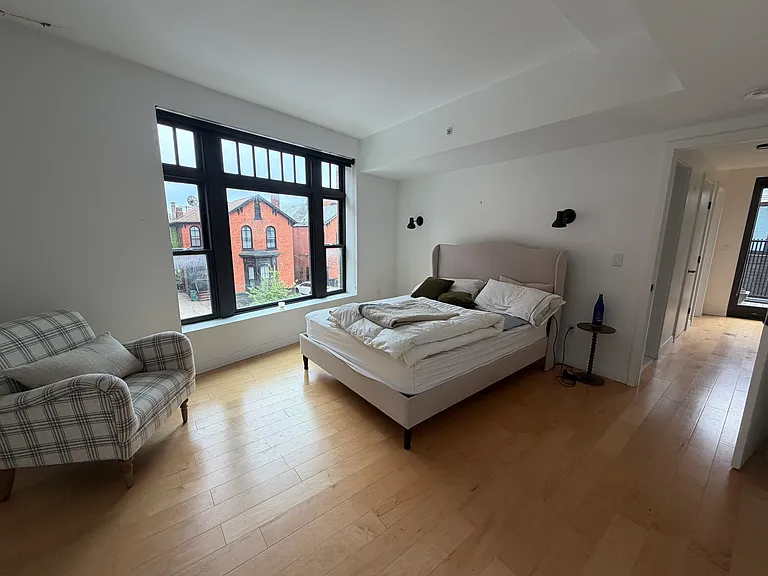 15 Allen St #201 — Photo 11