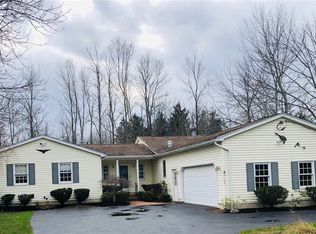 1667 S Creek Rd, Derby, NY 14047